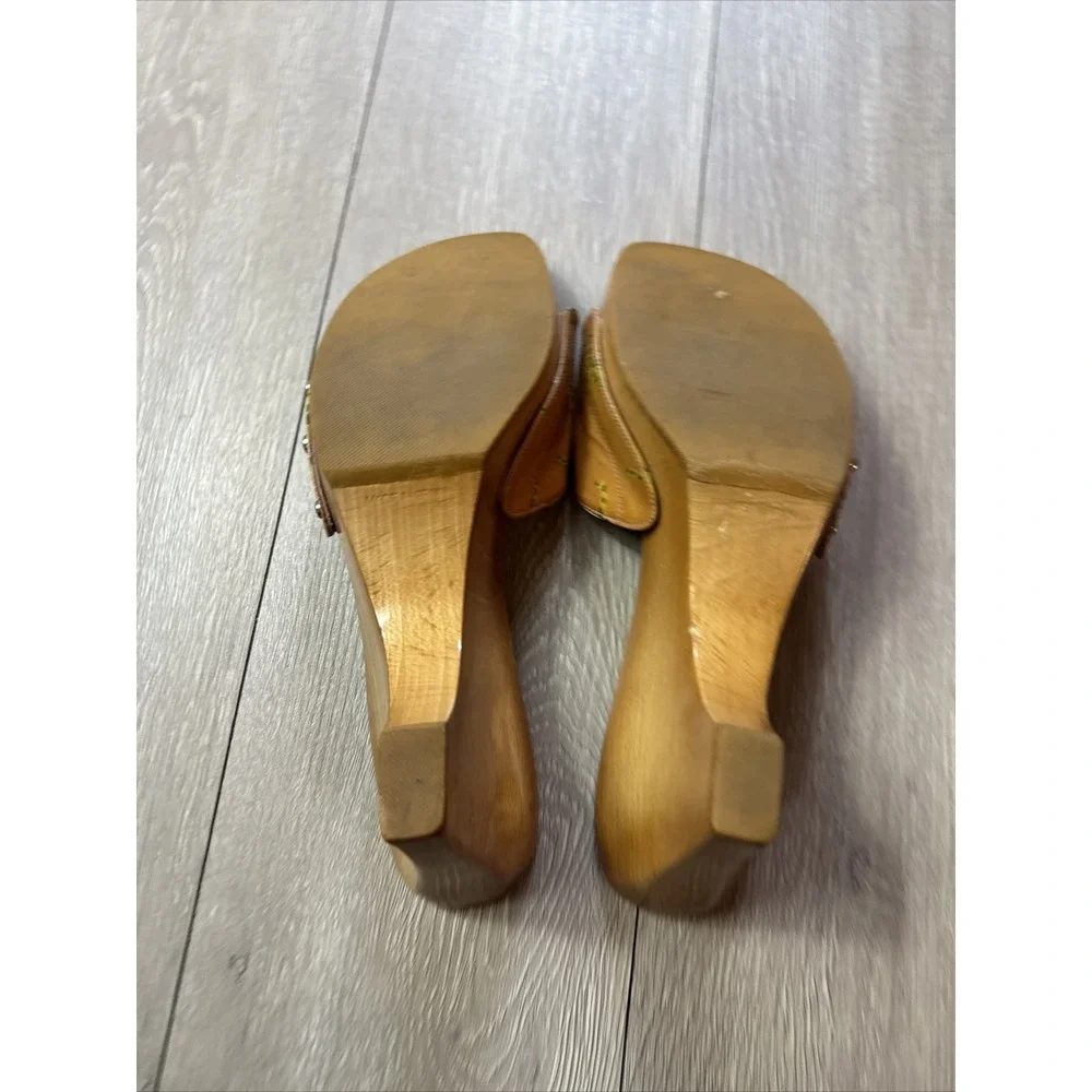 Stuart Weitzman Dalmatian‎ Shoe Sandals 8.5 Wooden Heel 4